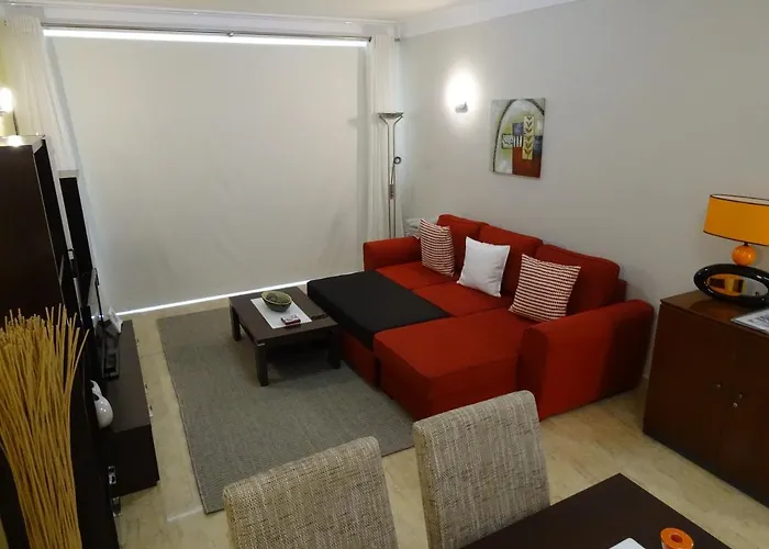 Casa Afonso Henriques * Burgau