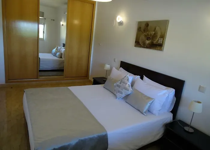 Casa Afonso Henriques *