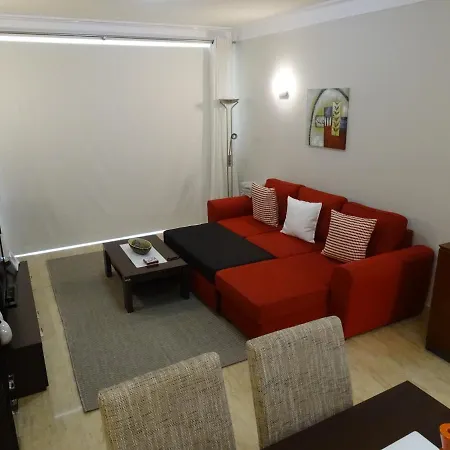 Casa Afonso Henriques * بورغاو